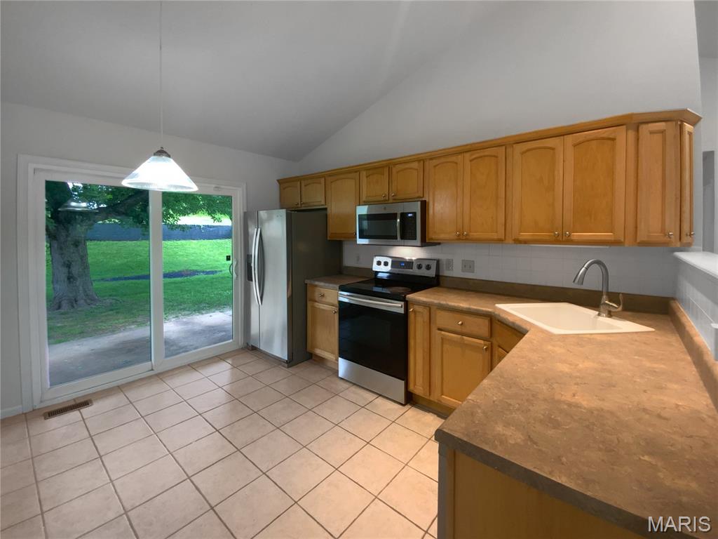 2118 Hungerford Drive Property Photo 11