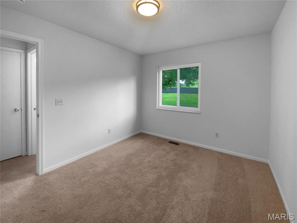 2118 Hungerford Drive Property Photo 12