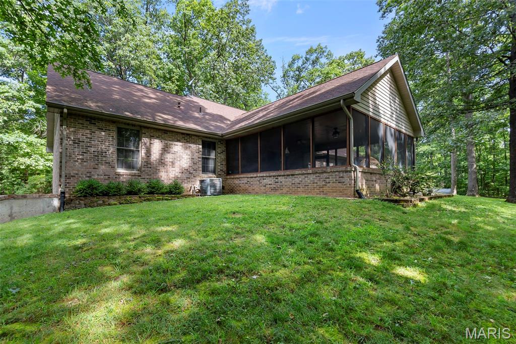 340 Commanche Drive Property Photo 7