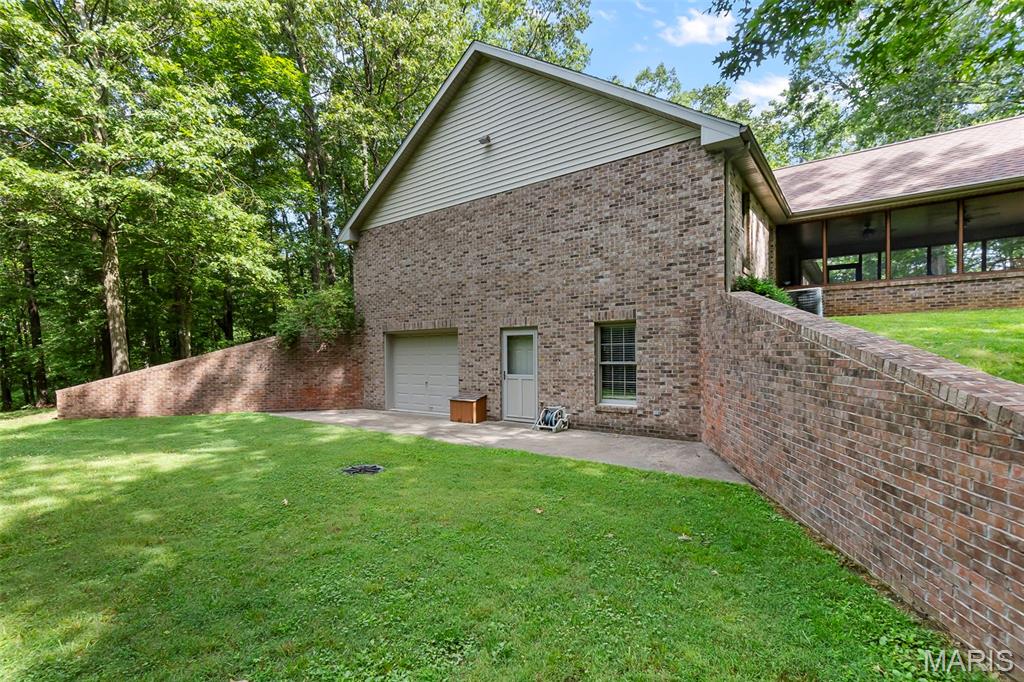 340 Commanche Drive Property Photo 8