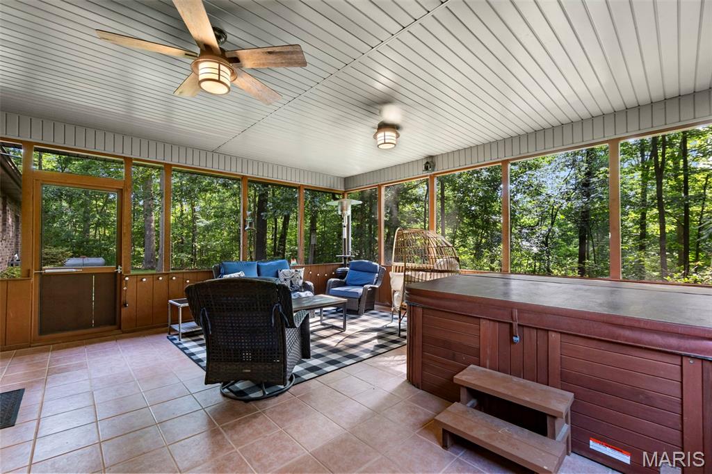 340 Commanche Drive Property Photo 28