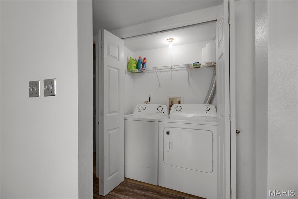 1943 Greenpoint Drive 302 Property Photo 12