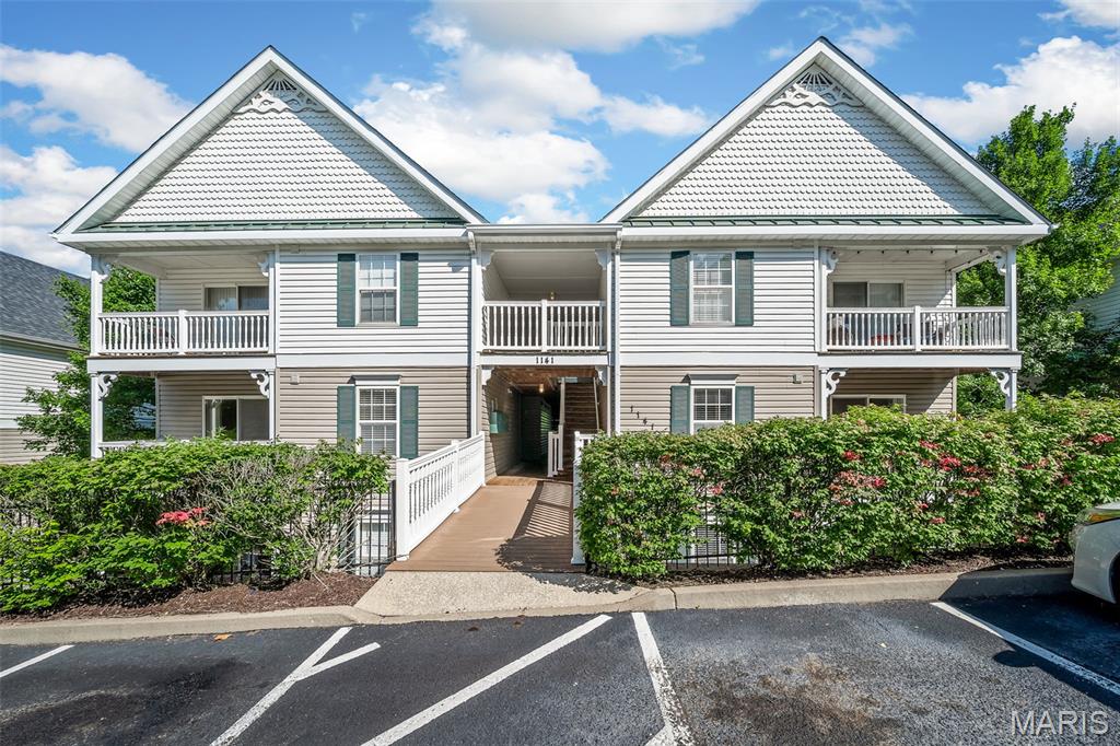 1141 Arbor Creek Drive 2C Property Photo 1