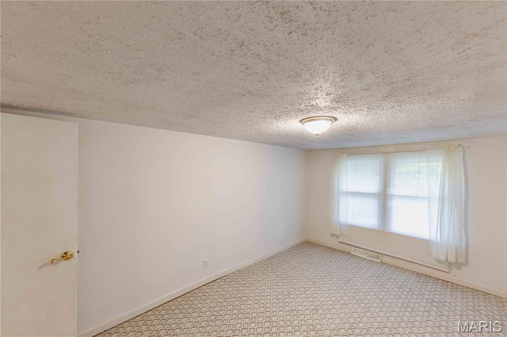 656 Sunset Farms Trail Property Photo 14