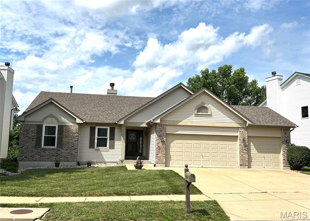 2111 Meramec Meadows Drive Property Photo 1
