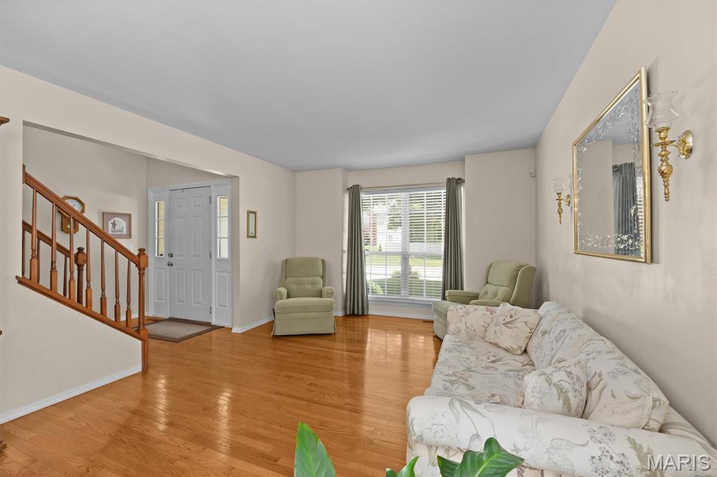 211 Sheffield Court Property Photo 7