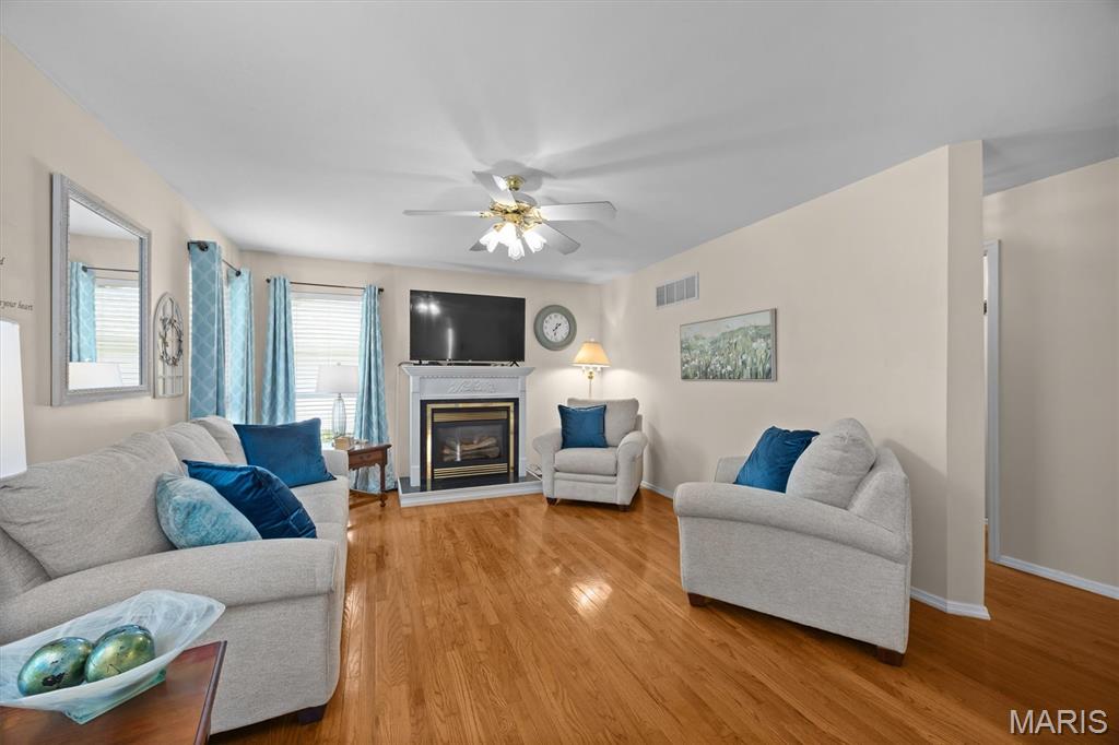 211 Sheffield Court Property Photo 13
