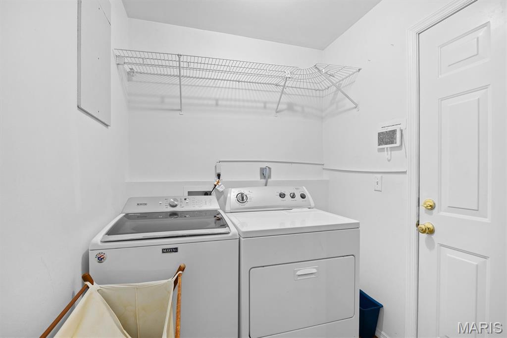 211 Sheffield Court Property Photo 18