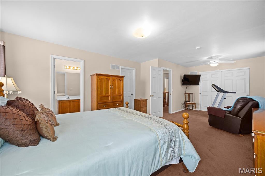 211 Sheffield Court Property Photo 21