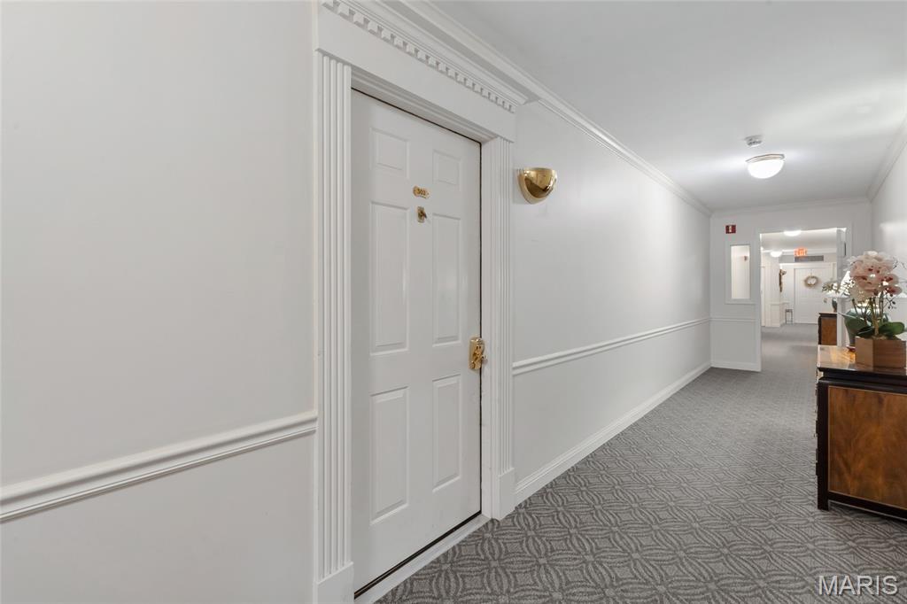 208 Ambridge Court 302 Property Photo 6