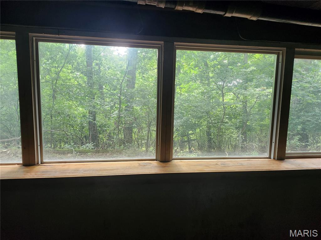 5225 Skyline Court Property Photo 9