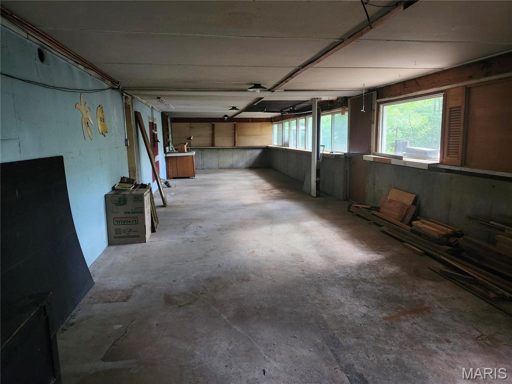 5225 Skyline Court Property Photo 11