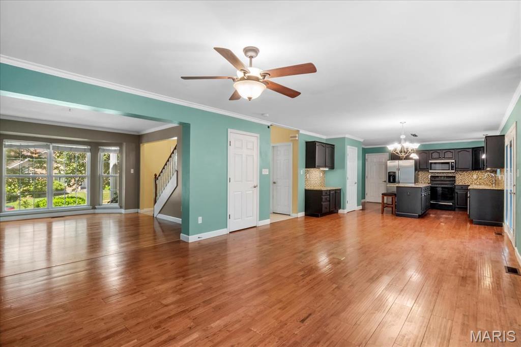 13238 Shady Green Drive Property Photo 8