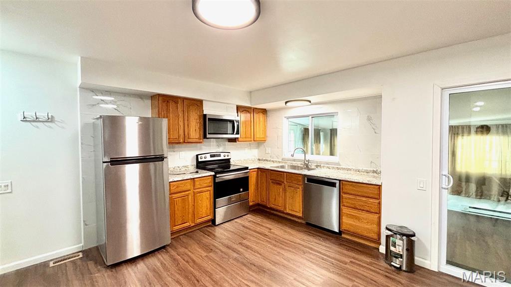 12678 Glenpeak Drive Property Photo 4