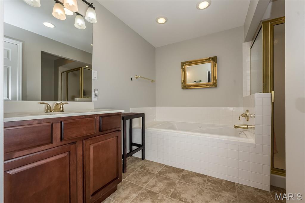 2323 Manor Grove Drive 4 Property Photo 22