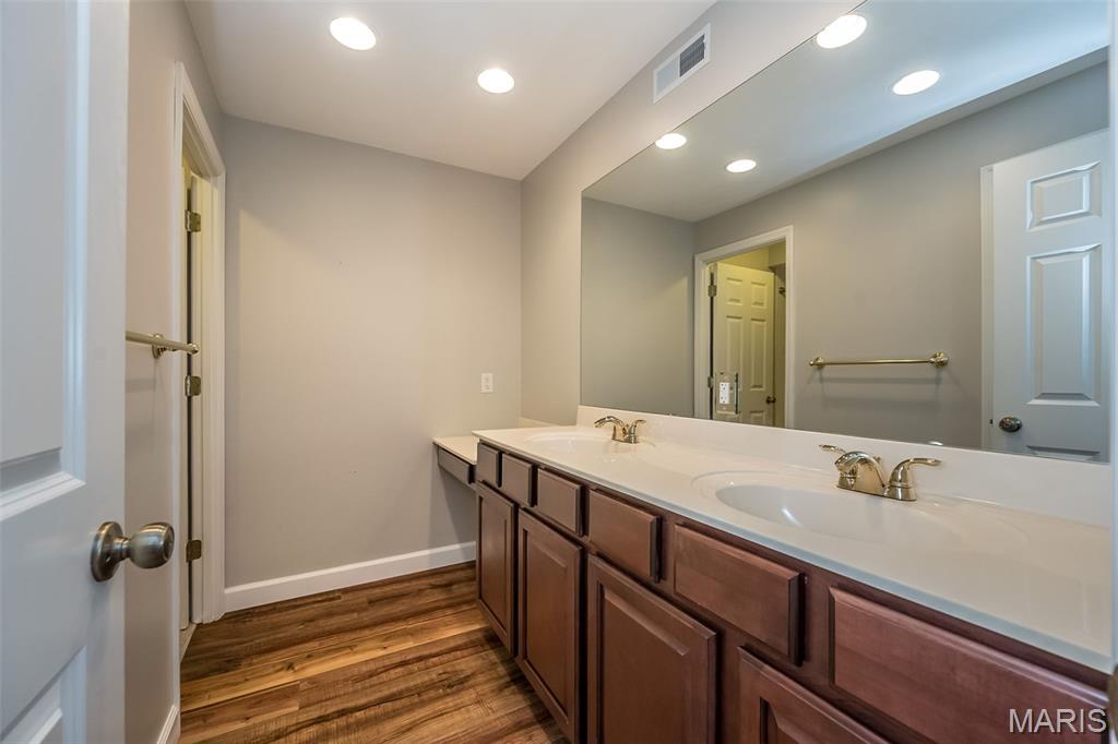 2323 Manor Grove Drive 4 Property Photo 27