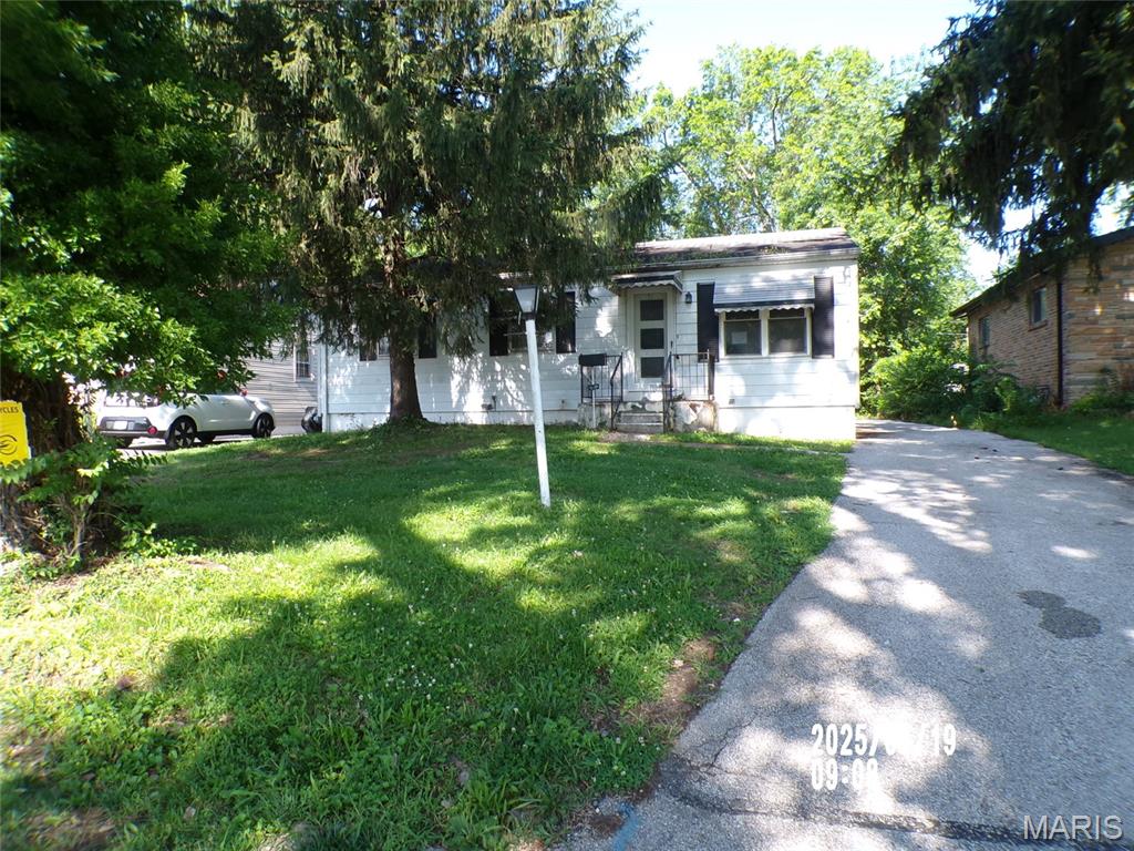 10109 Royal Drive Property Photo 1