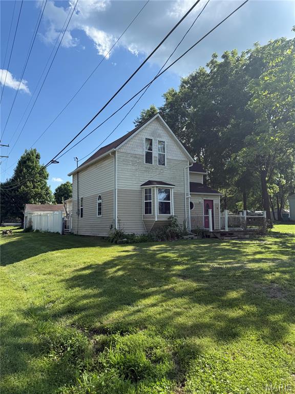 32 E 4th Street Property Photo 3