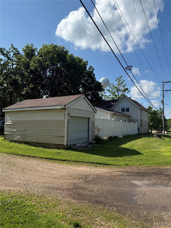 32 E 4th Street Property Photo 4