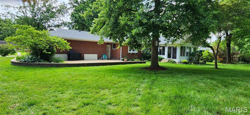 9825 Barrington Drive Property Photo 4