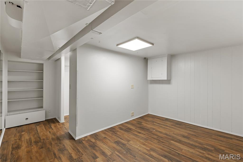 8619 White Avenue Property Photo 20