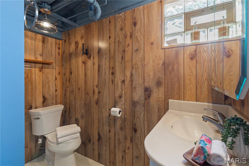 8619 White Avenue Property Photo 22