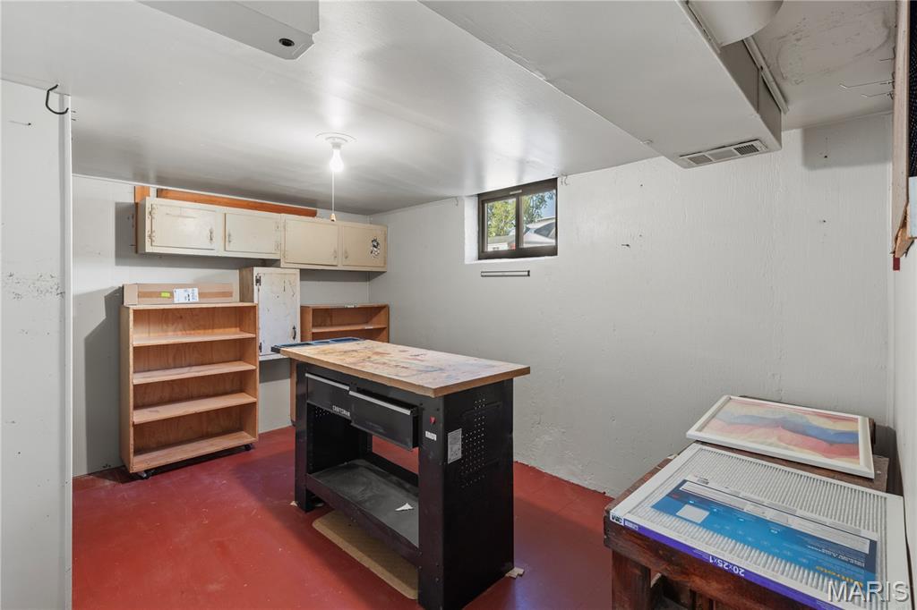 8619 White Avenue Property Photo 25