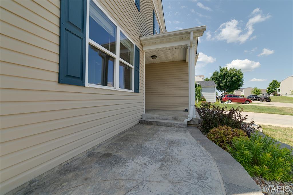 704 Rabbit Run Drive Property Photo 4