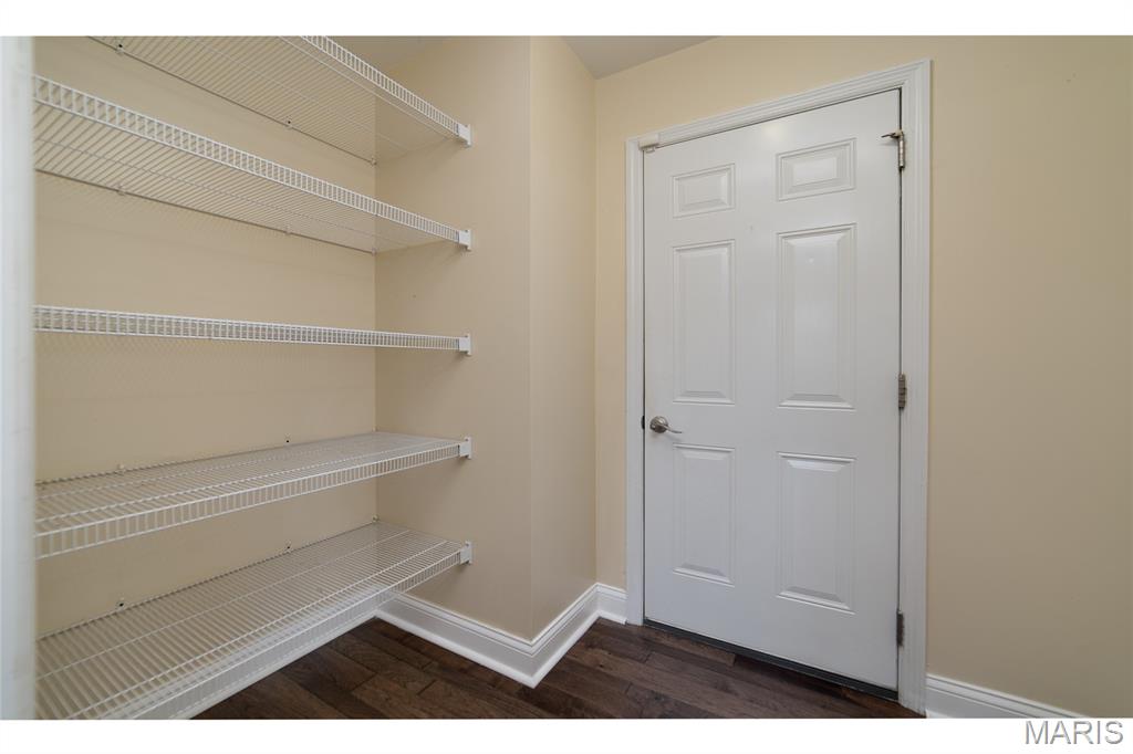 704 Rabbit Run Drive Property Photo 17