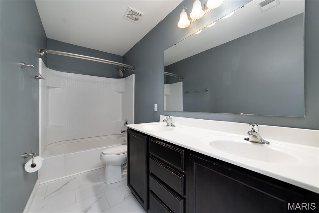 704 Rabbit Run Drive Property Photo 32