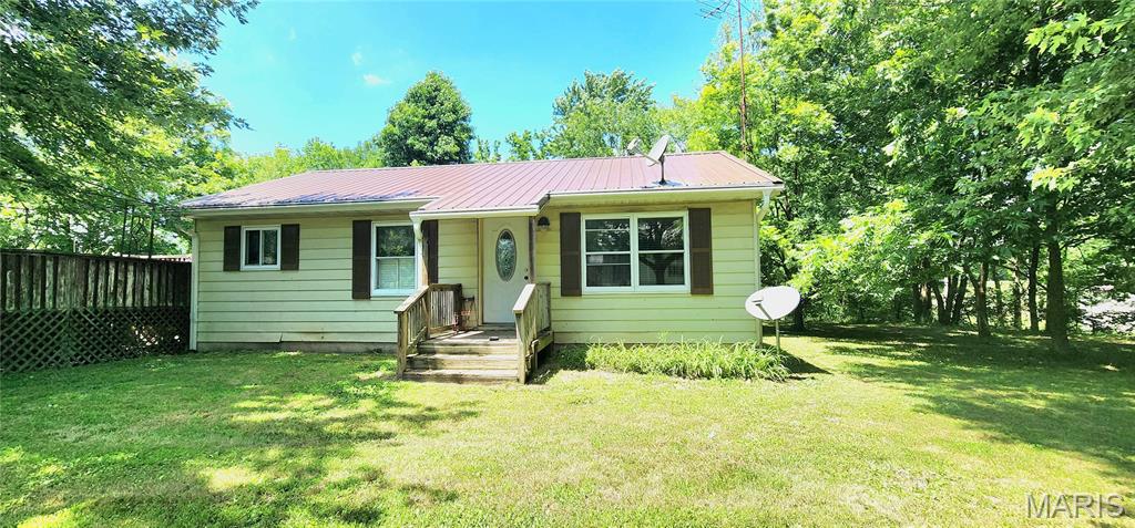 8739 Shawneetown Trail Property Photo 1