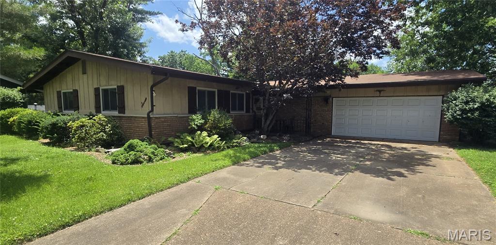 7 Milbrook Lane Property Photo 1