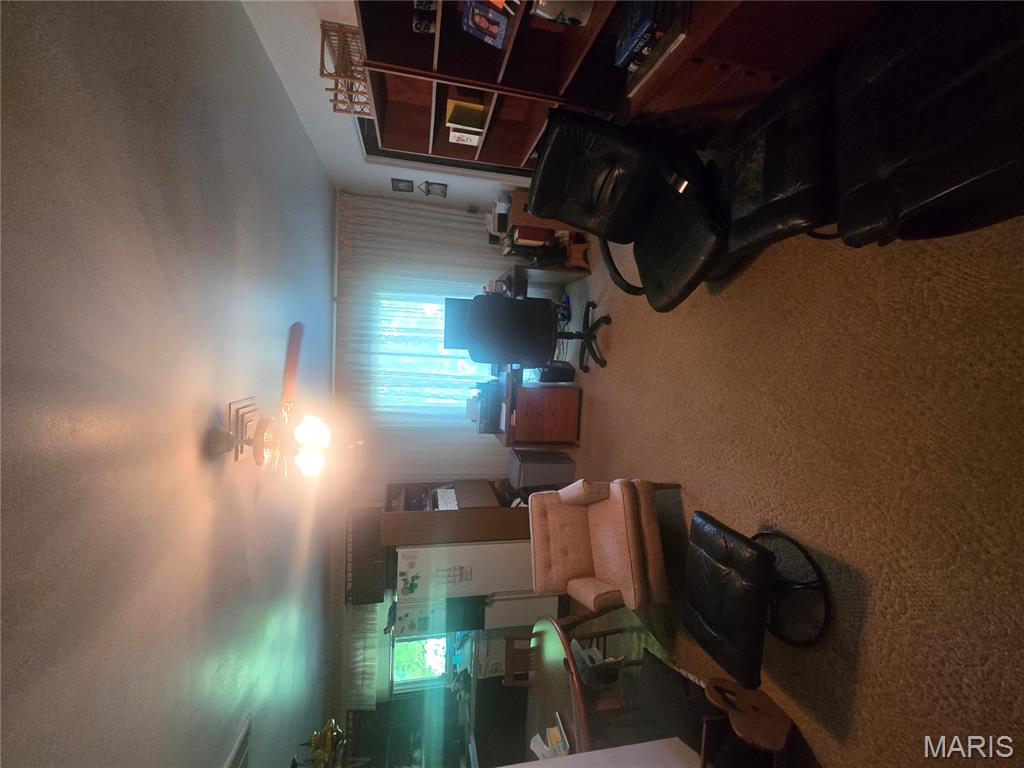 7 Milbrook Lane Property Photo 4