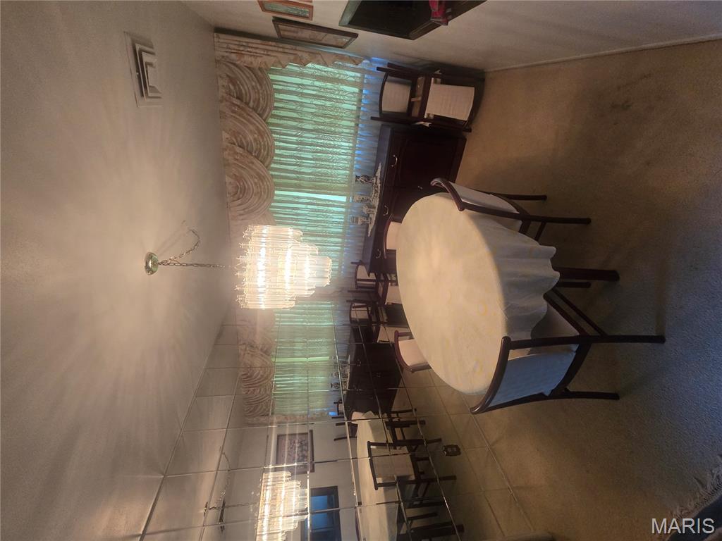 7 Milbrook Lane Property Photo 9