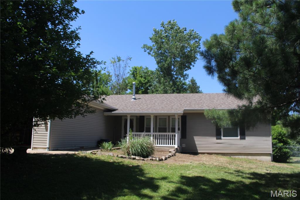 27614 Beverly Drive Property Photo 1