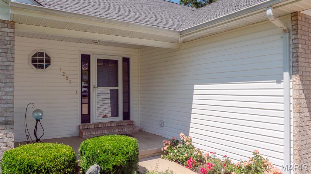 1285 Jonathan Court Property Photo 5