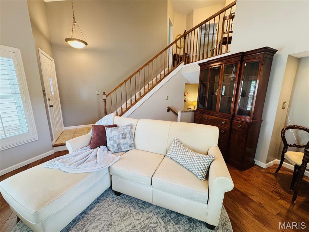 10935 Vauxhall Drive Property Photo 4