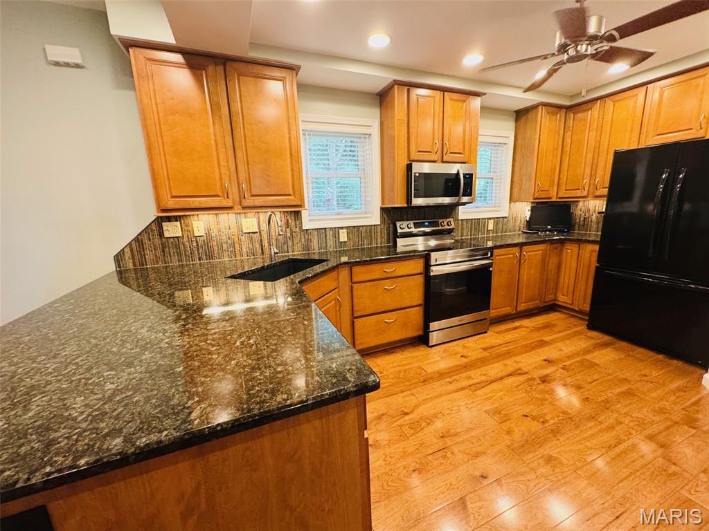 10935 Vauxhall Drive Property Photo 7