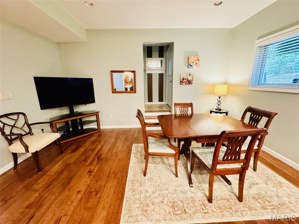 10935 Vauxhall Drive Property Photo 12