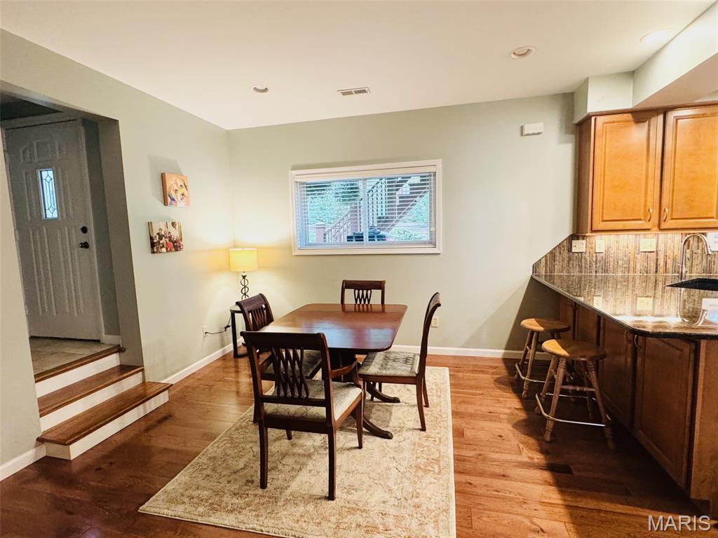 10935 Vauxhall Drive Property Photo 13