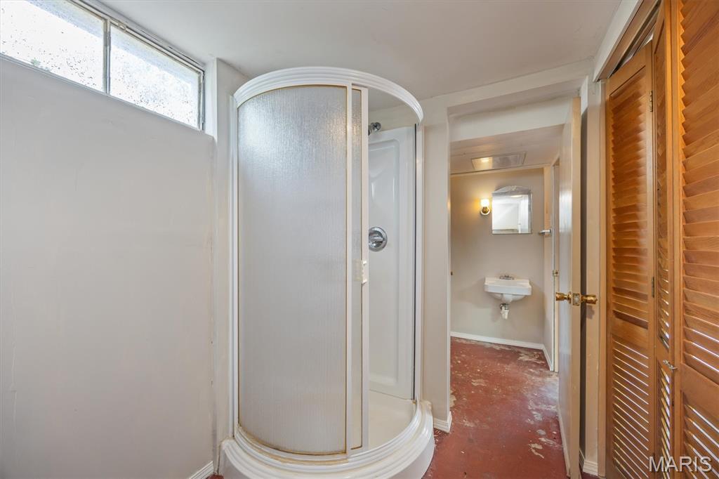 409 Edgewood Drive Property Photo 29