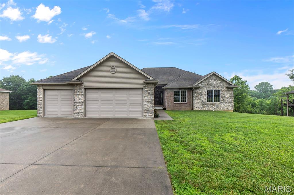 226 Indian Springs Drive Property Photo 1