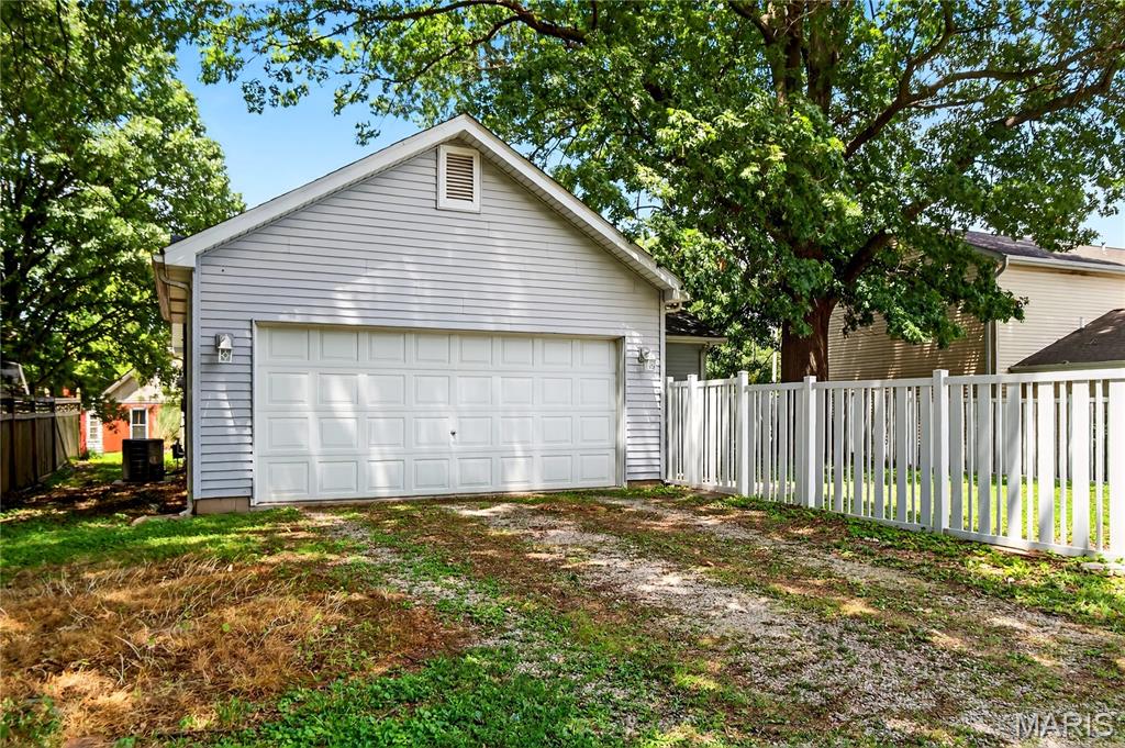 610 E D Street Property Photo 17