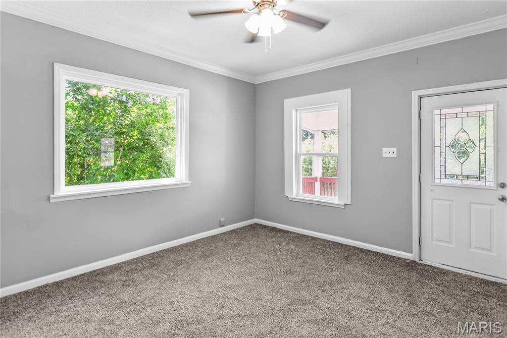 704 Miller Street Property Photo 8
