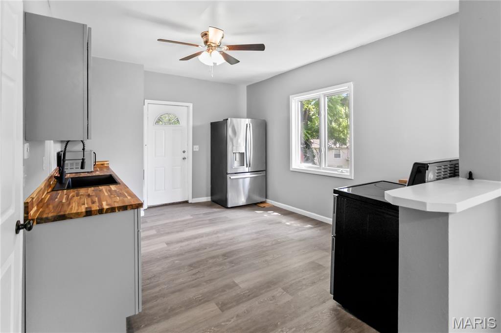704 Miller Street Property Photo 10