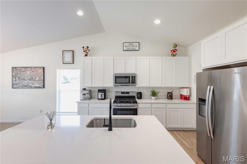 16805 River Stone Drive Property Photo 11