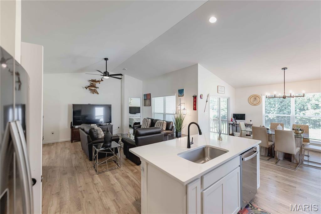 16805 River Stone Drive Property Photo 15