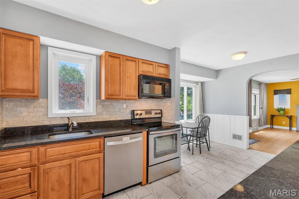 1805 Oconnell Avenue Property Photo 6