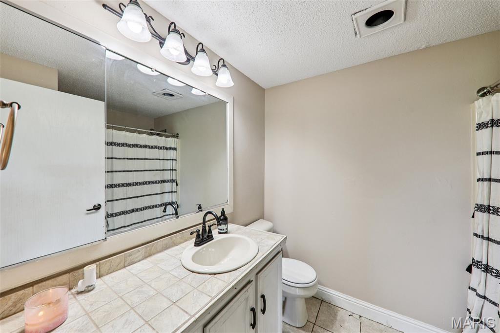 2 Stone Drive Property Photo 17