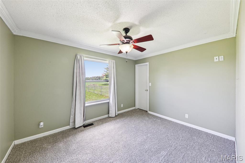 2 Stone Drive Property Photo 18